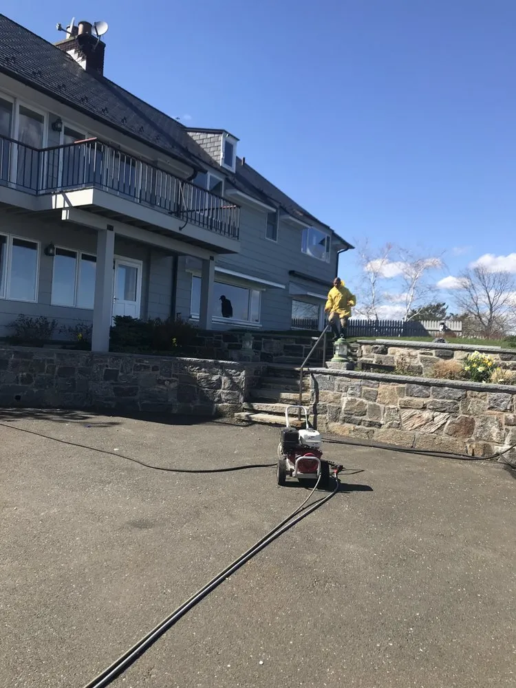 Top-rated flat roof repair experts serving Stanford, CT - Wilson Company Home Solution