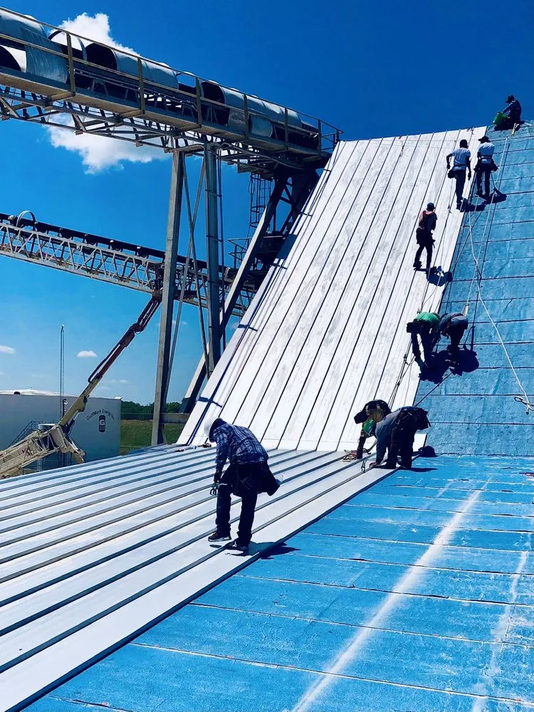 Local residential roofing service with free inspection across Spring Branch, TX - Wilson Roofing and Renovations