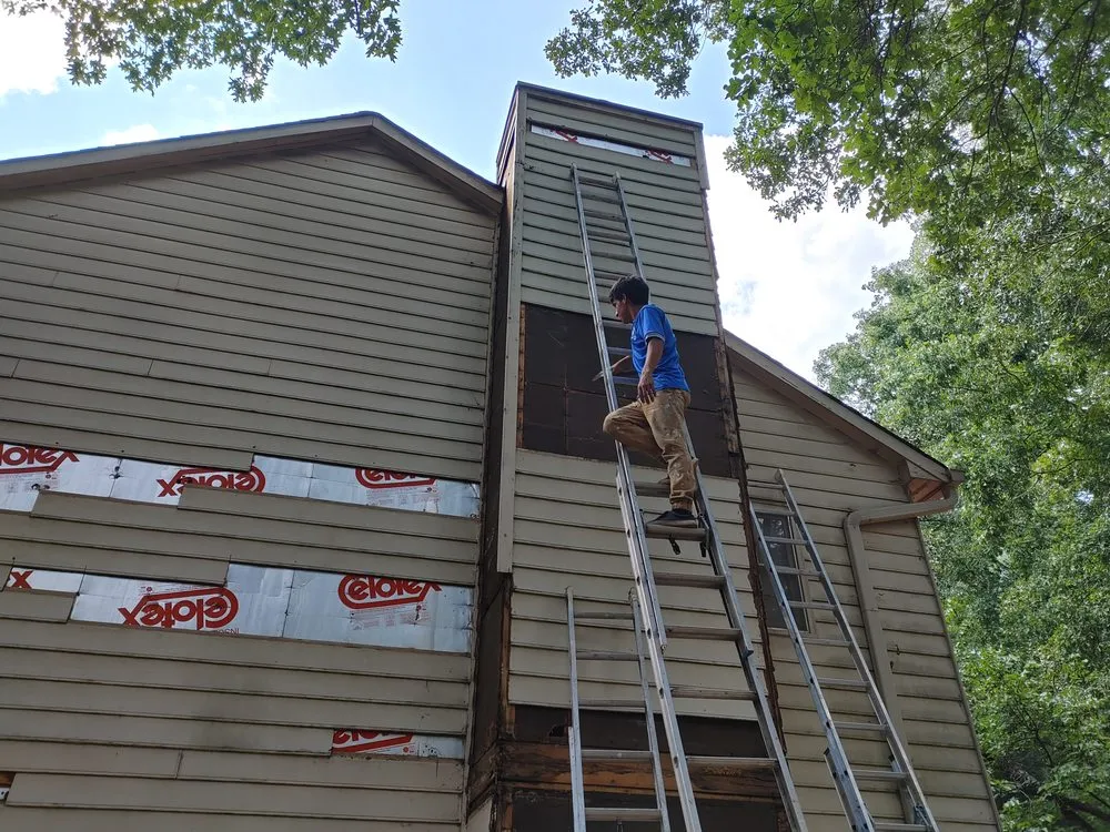 Slide of Wilson's Roofing