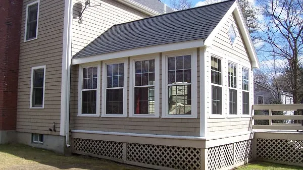 Slide of Window & Door Outlet