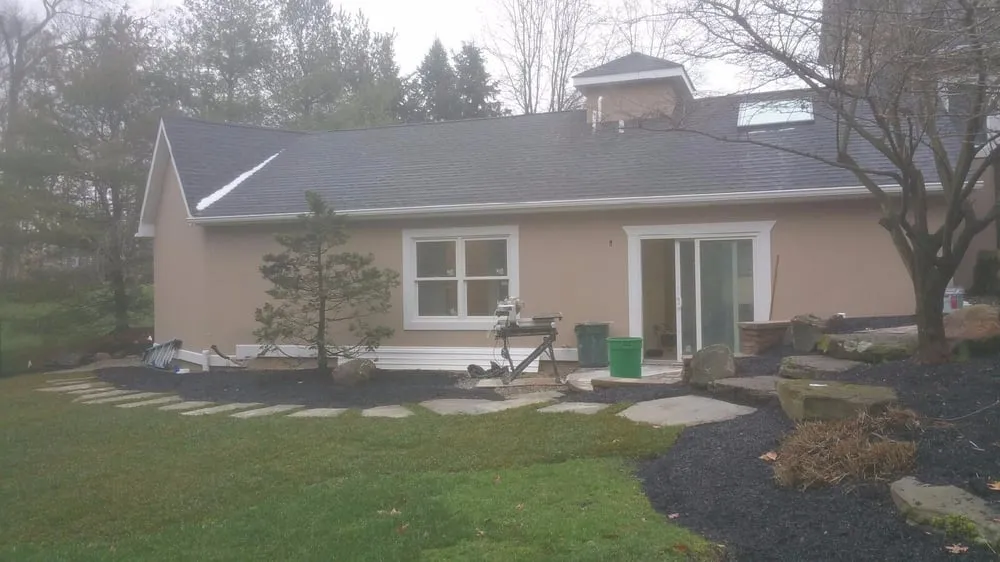 Slide of Window & Door Outlet