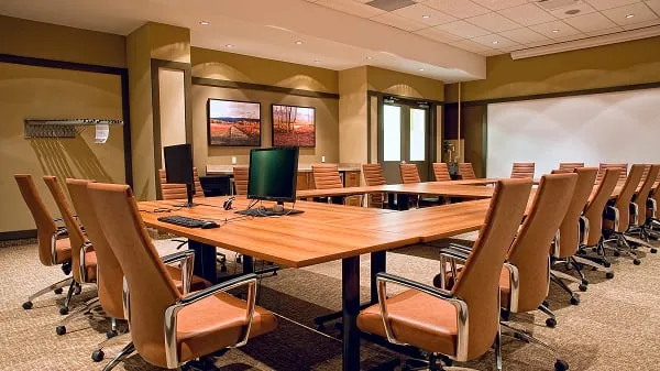 Window & Door Outlet