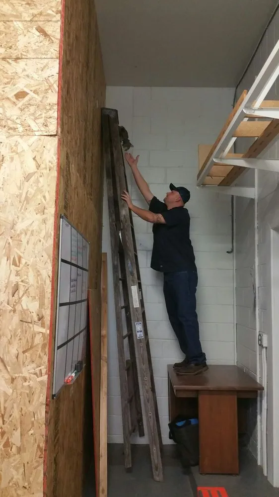 Slide of Window and Roof Depot