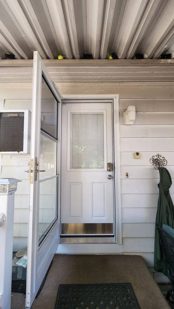 Slide of Window Expo