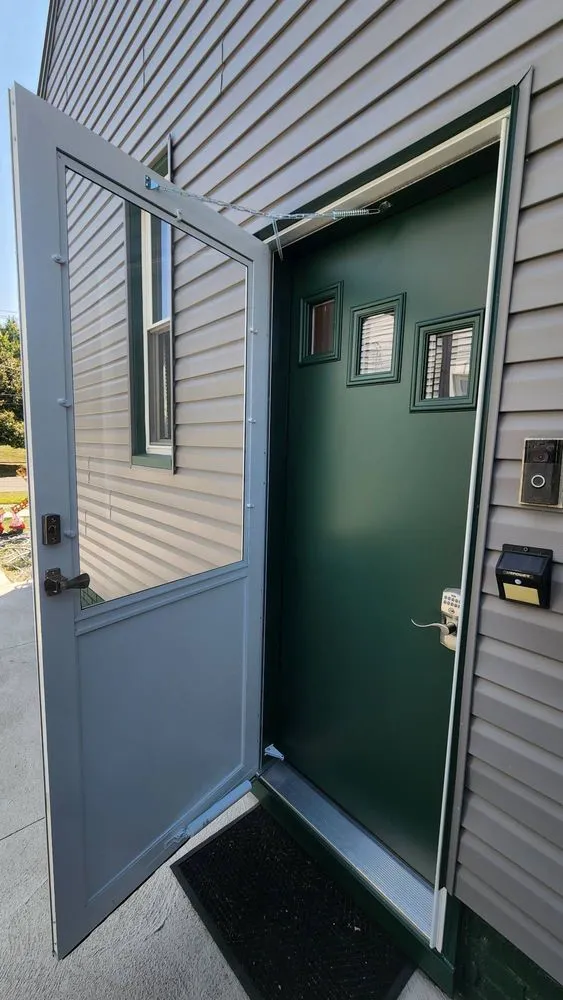 Slide of Window Expo