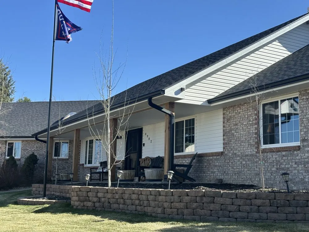 Slide of Windows & Siding Outlet