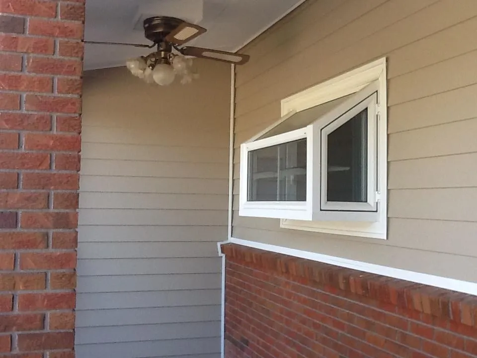 Slide of Windows & Siding Outlet