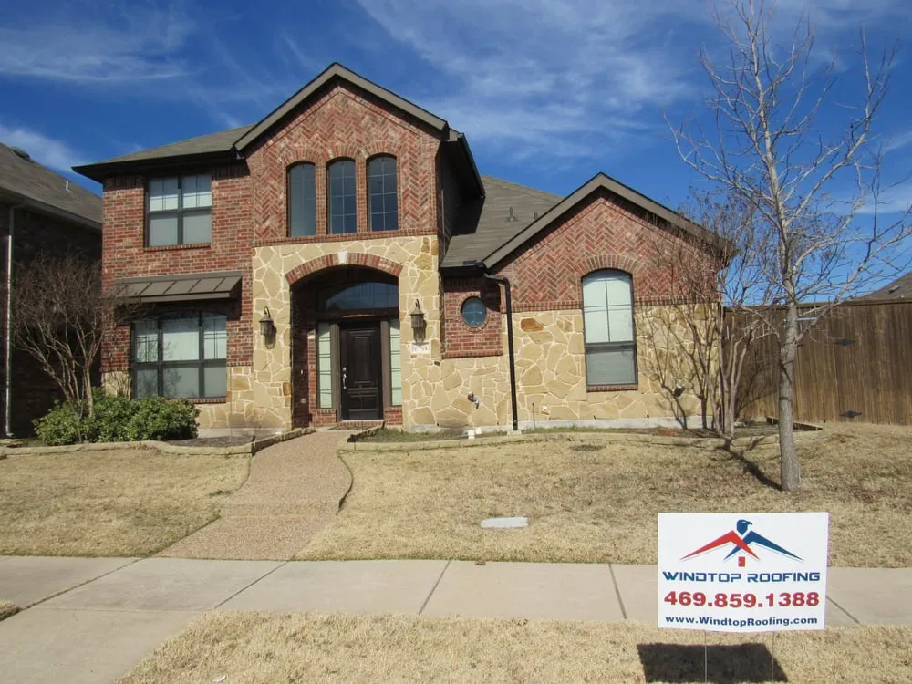 Slide of Windtop Roofing