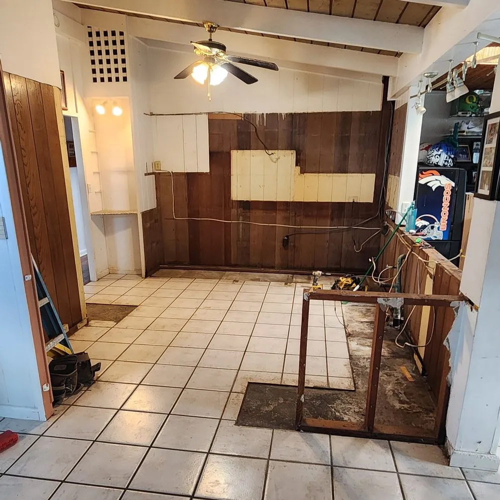 Slide of Windward Custom Builders