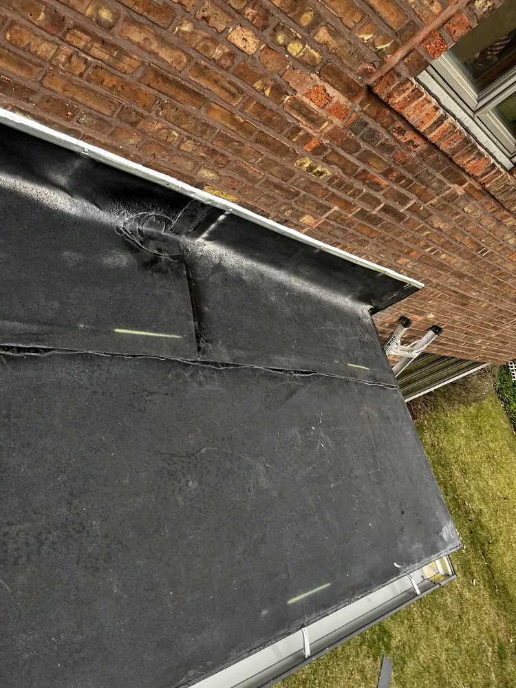 Slide of Windy City Flat Roof