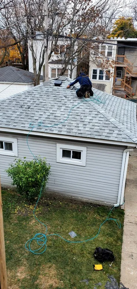 Slide of Windy City Flat Roof