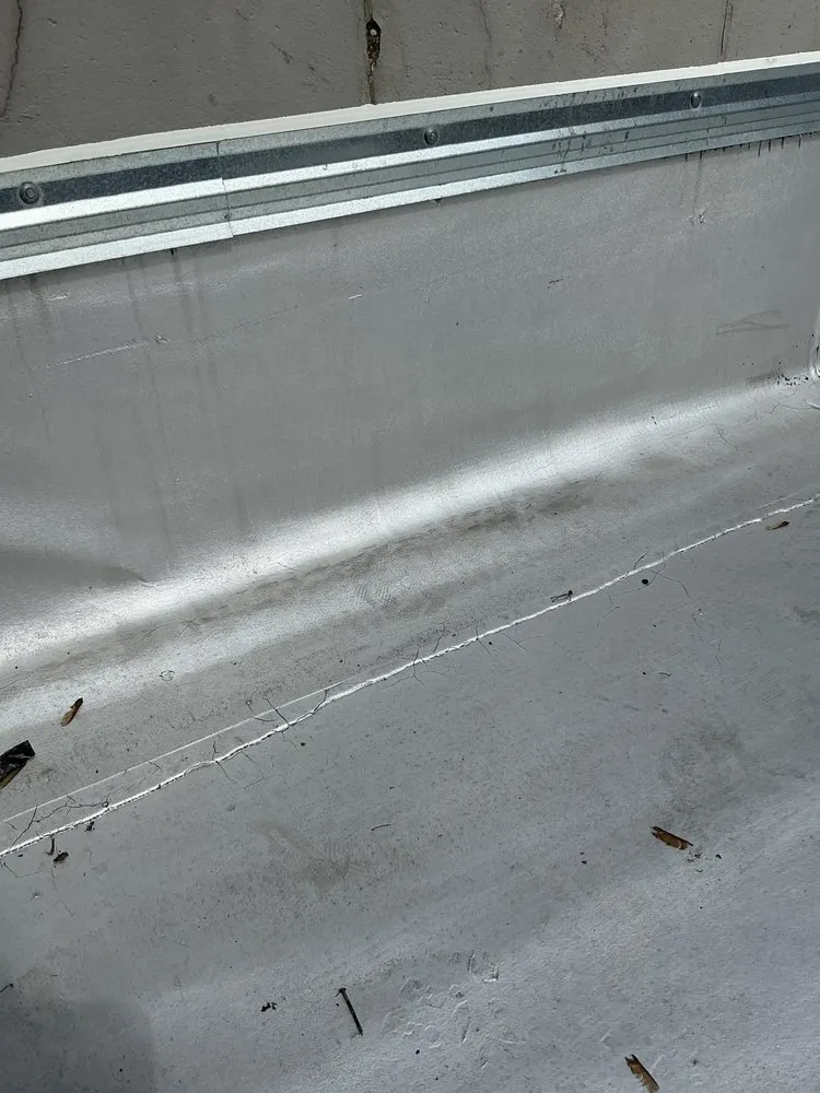 Slide of Windy City Flat Roof