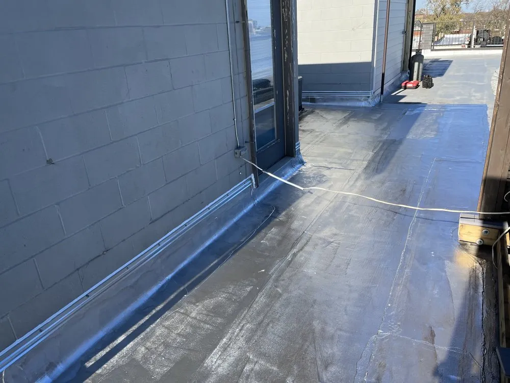 Slide of Windy City Flat Roof