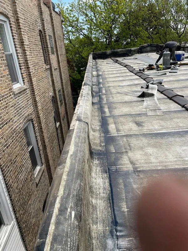 Slide of Windy City Flat Roof
