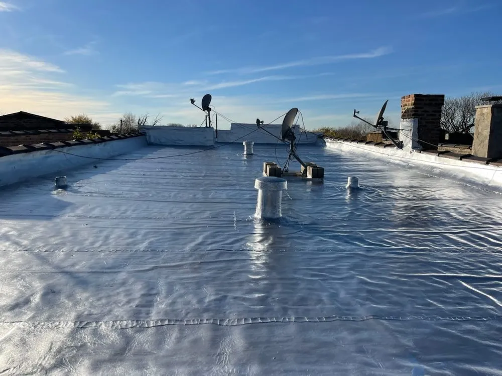 Slide of Windy City Flat Roof
