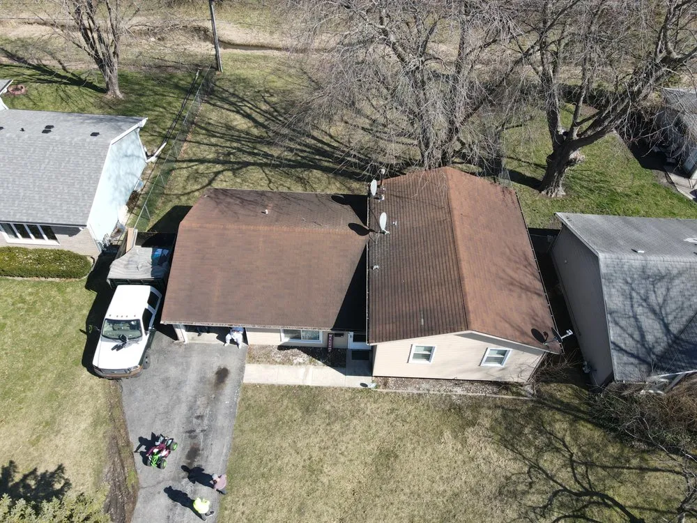 Slide of Windy City Roofing and Restoration Corp