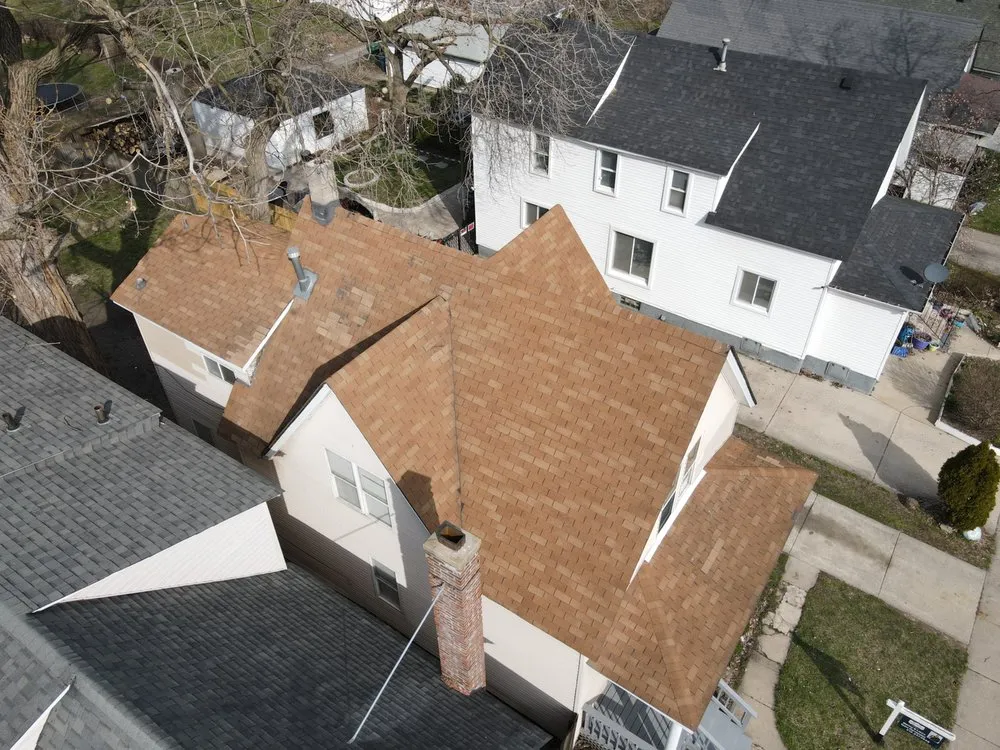 Slide of Windy City Roofing and Restoration Corp