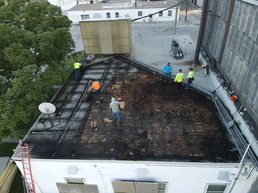 Slide of Windy City Roofing and Restoration Corp