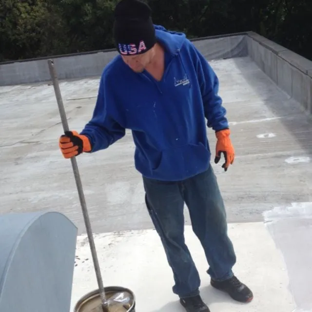 Slide of Windy City Roofing