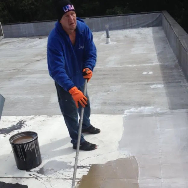 Slide of Windy City Roofing