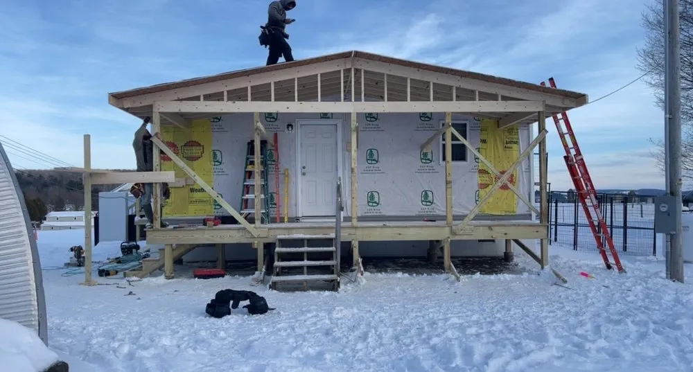 Slide of Wings Home Improvements