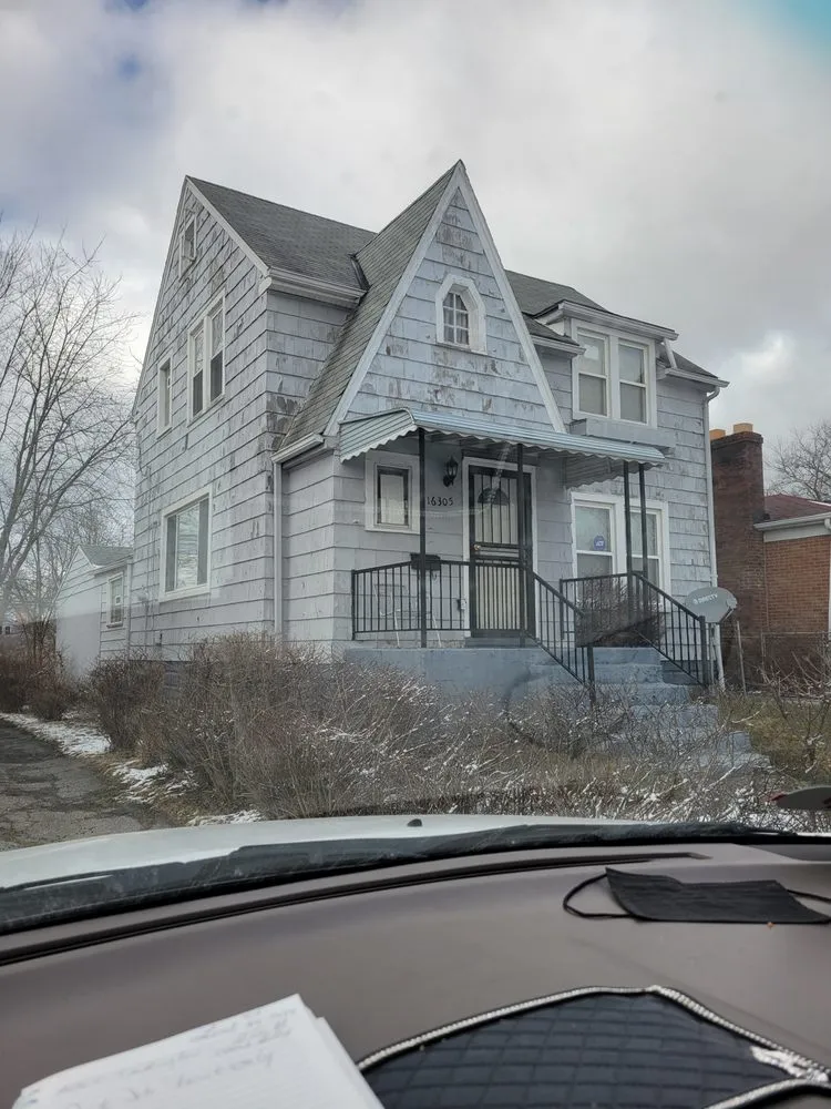 Slide of Winn Home Improvement