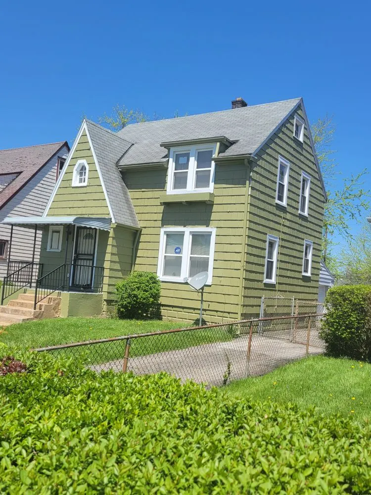 Slide of Winn Home Improvement