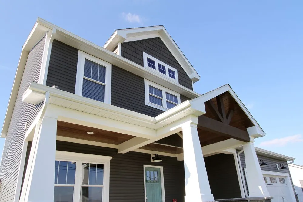 Licensed shingle roofing service for residential properties in Royal, AR by WinTek USA