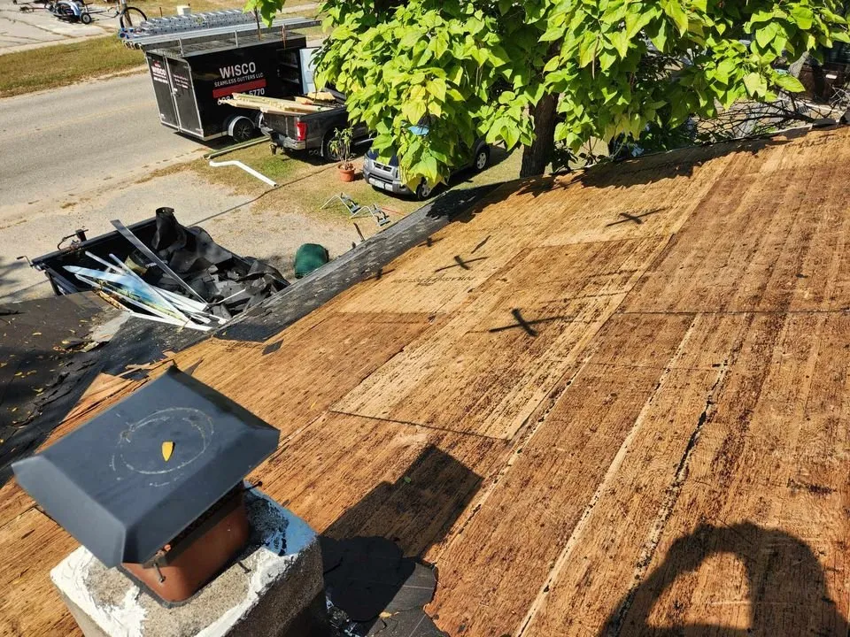 Slide of Wisco Roof and Renovation