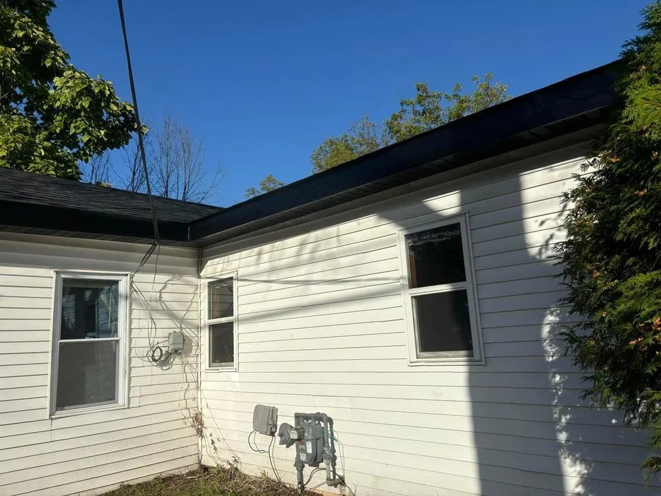 Slide of Wisco Roof and Renovation