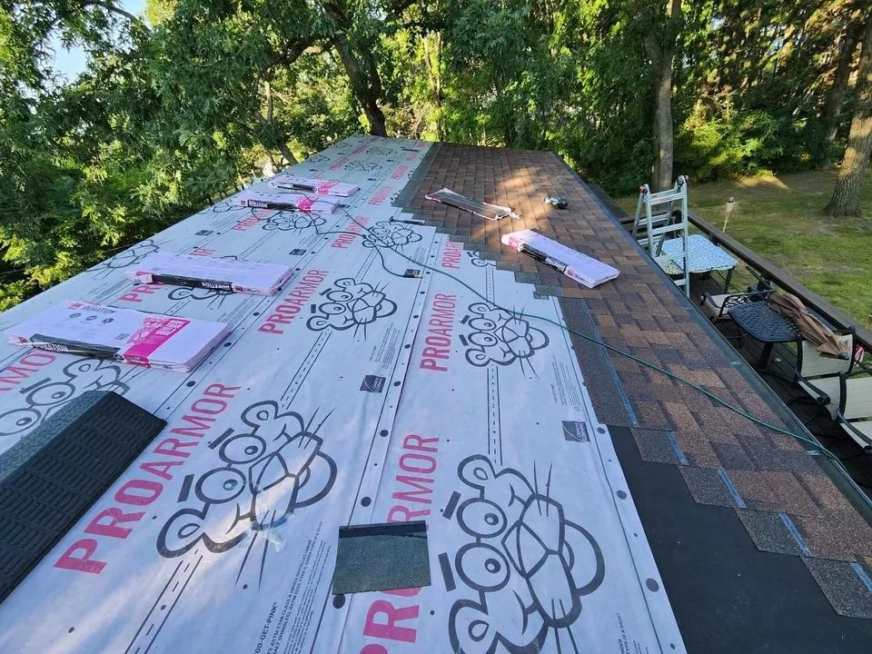 Slide of Wisco Roof and Renovation