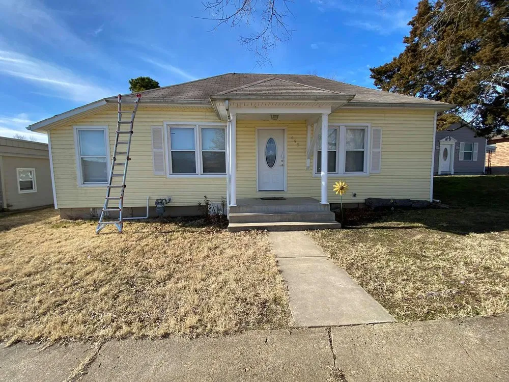 Slide of Wiseguy Contracting