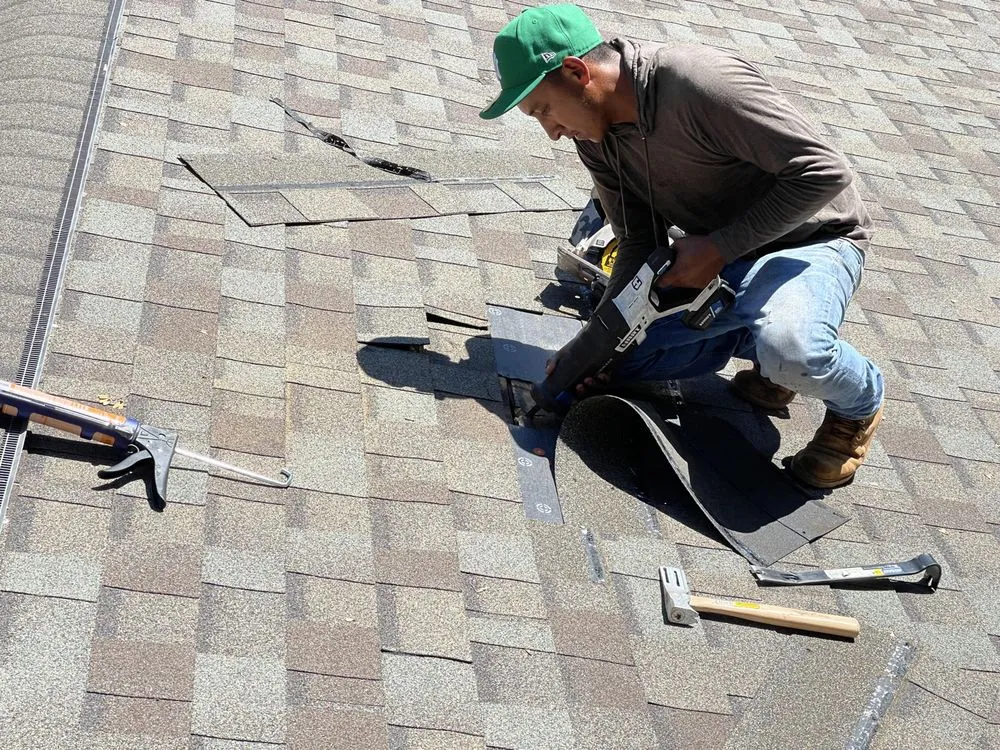 Slide of Wiser Roofing