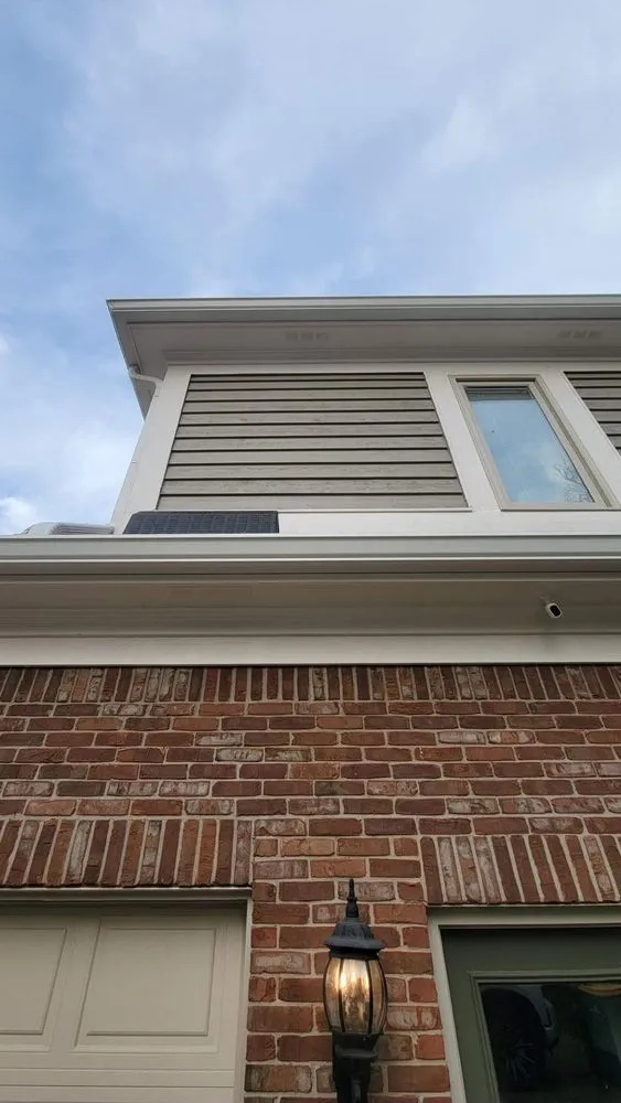 Slide of WIW Roofing