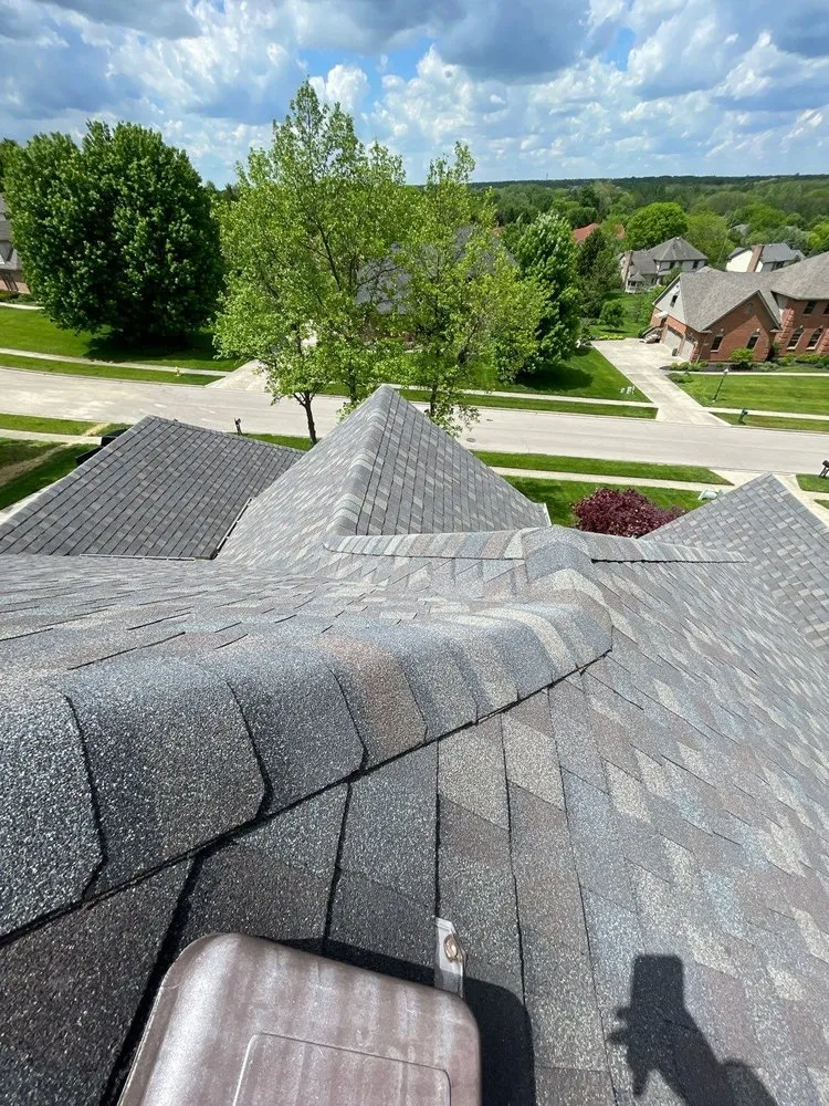 Slide of WIW Roofing