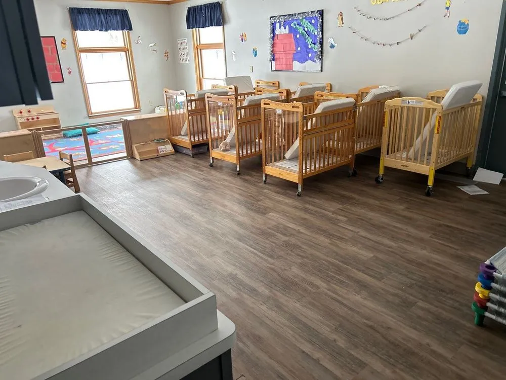 Slide of WIW Roofing