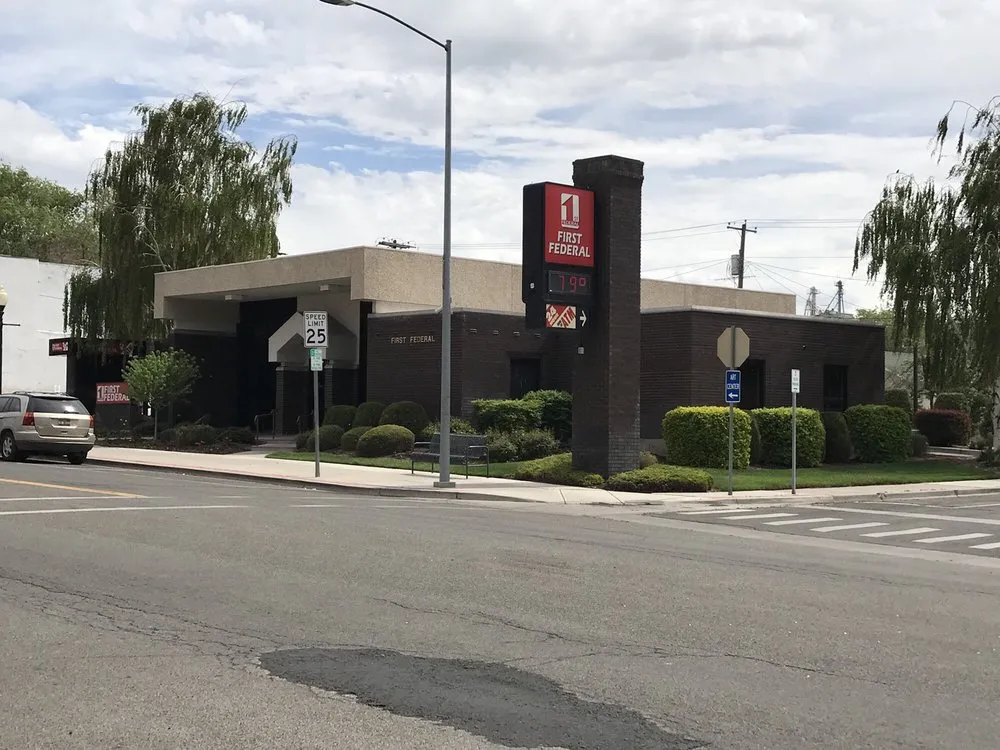 Slide of WM Commercial Roofing