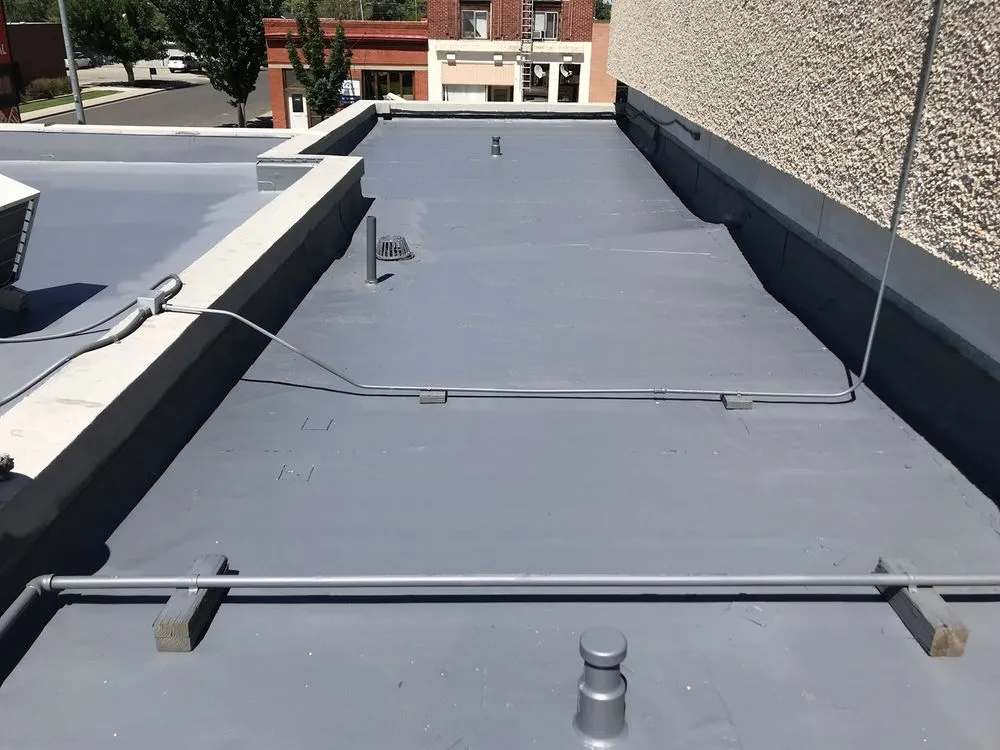 Slide of WM Commercial Roofing