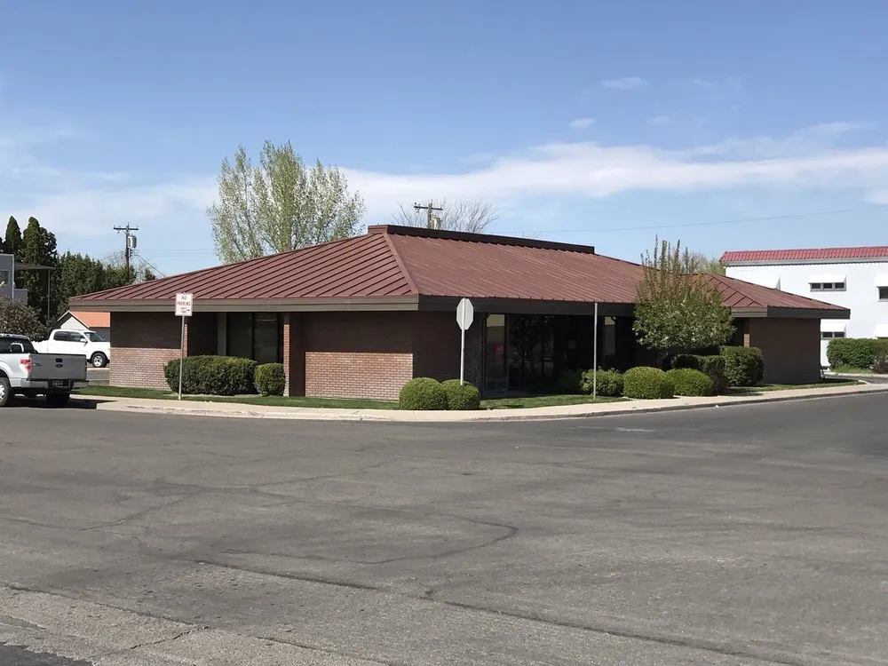 Slide of WM Commercial Roofing