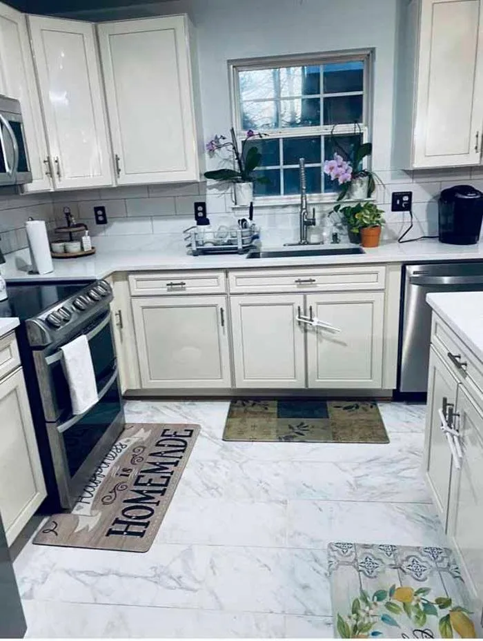 Slide of WOCH General Contractor