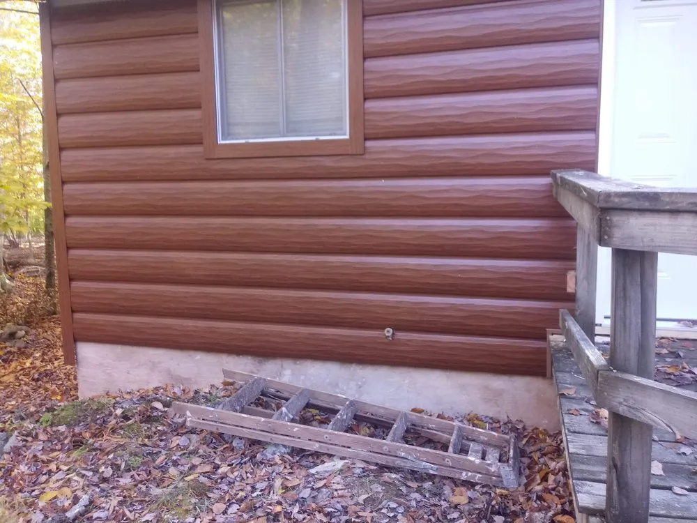 Slide of Wolfe & Sons Construction