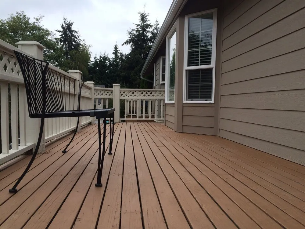 Emergency shingle roofing service in Sedro-Woolley, WA by Wolverine Construction