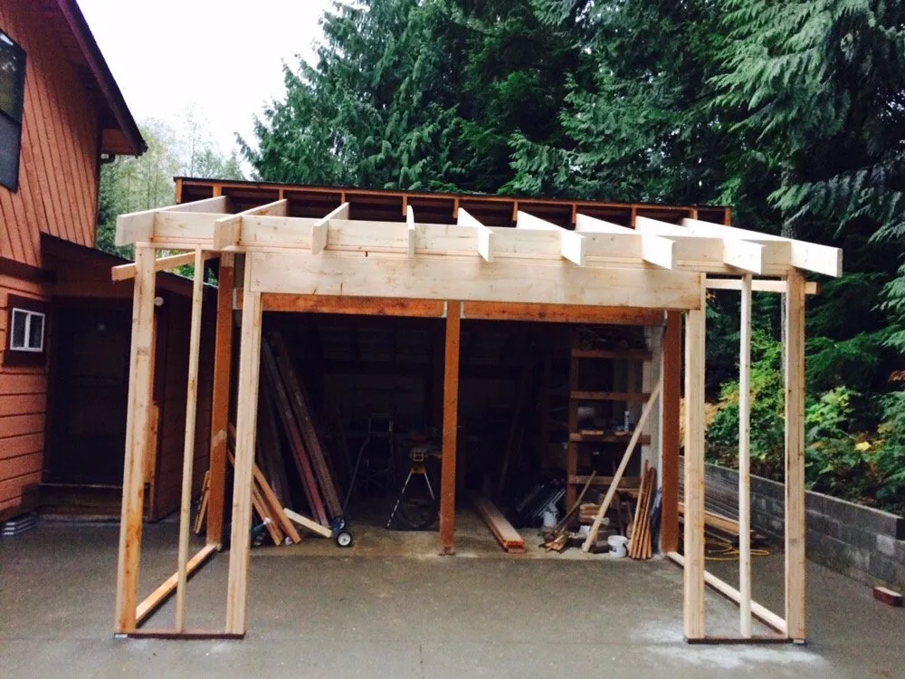 Top-rated shingle roofing service same-day service in Sedro-Woolley, WA by Wolverine Construction
