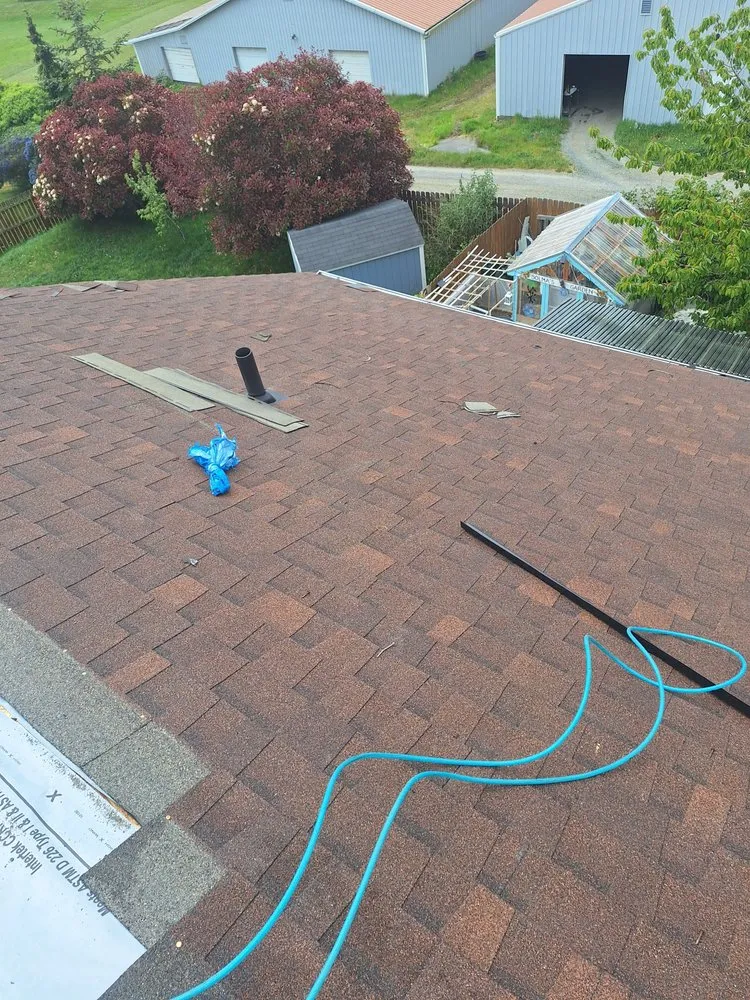 Slide of Wolves D General Contractors