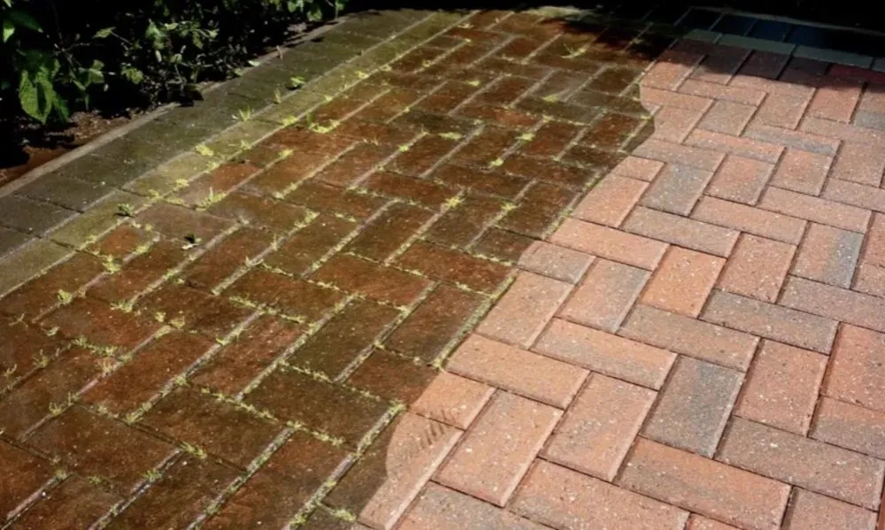 Slide of Wonder Wash Exterior