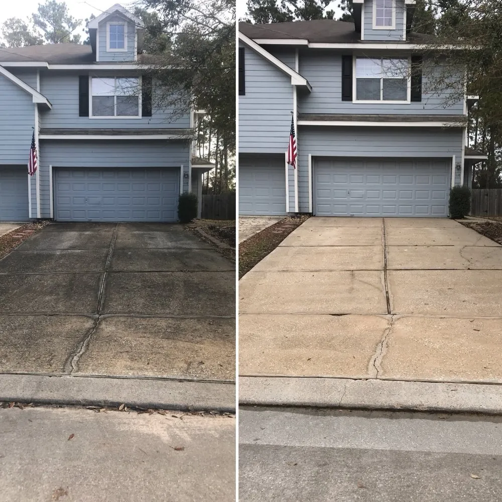 Slide of Woodlands Roof Cleaning & Pressure Washing