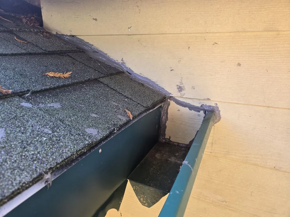 Slide of Woodpecker Roofing & Remodel