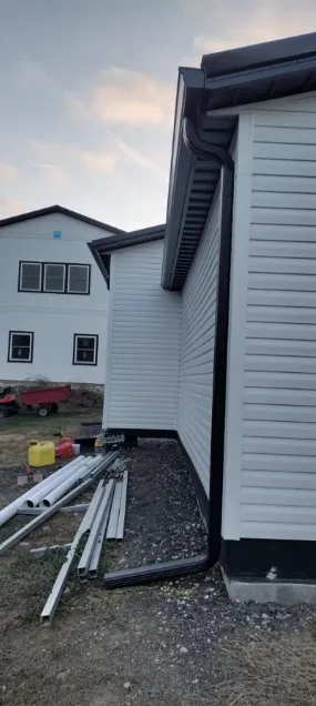Licensed shingle roofing service experts serving Kirkersville, OH - Woodring Gutters and Contracting