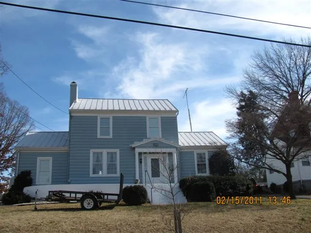 Trusted residential roofing service for homes in Evington, VA by Woods Handyman Service