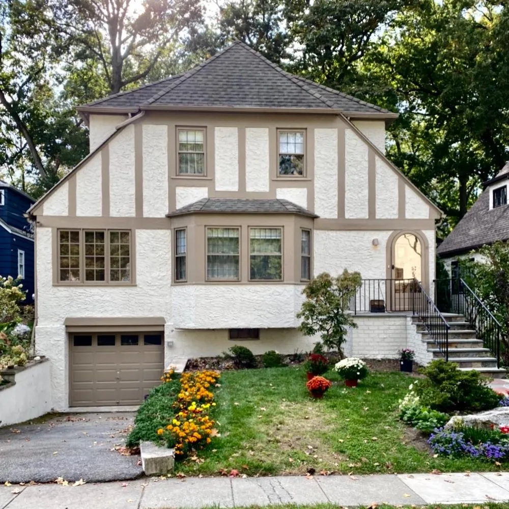 Slide of Woodys Home Services